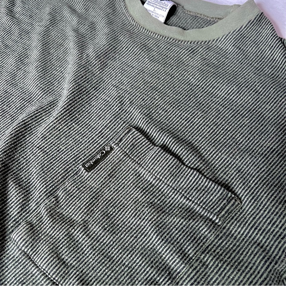 Columbia Long Sleeve Crew Neck